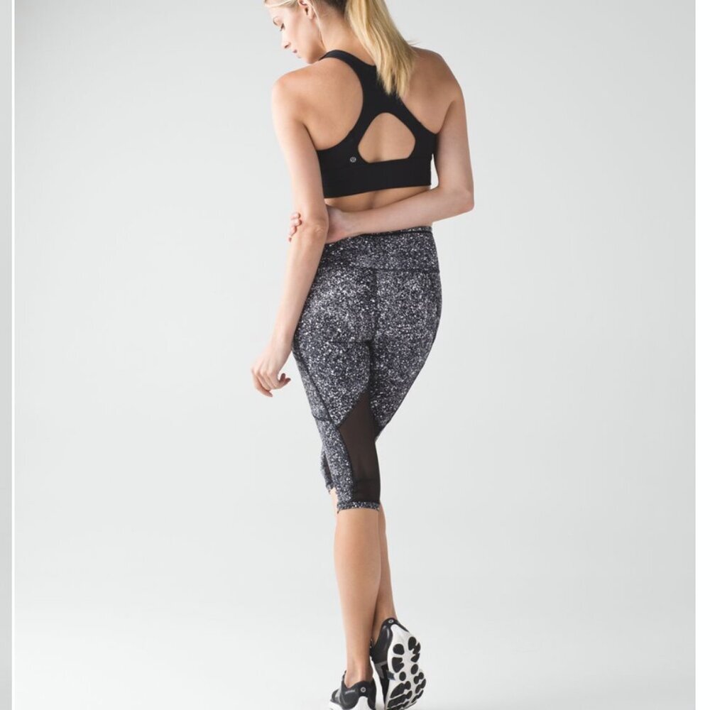 Lululemon Outrun 17” - Picture 4 of 9